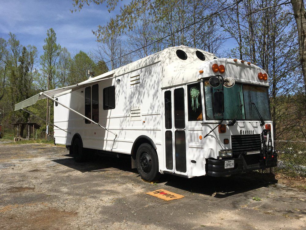 Projects Skoolie School Bus Conversion Converted Bus