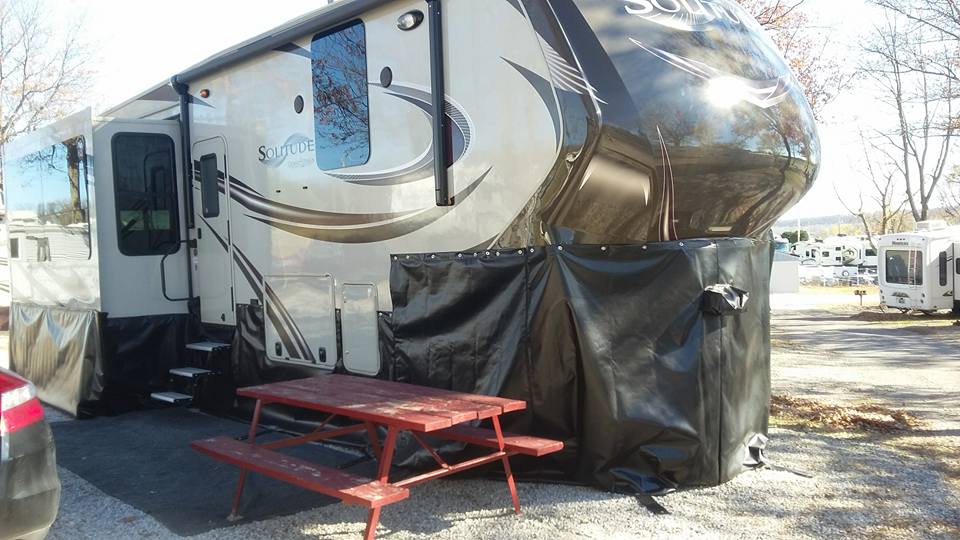 Custom RV & Trailer Skirting Skirting Repair & Replacement