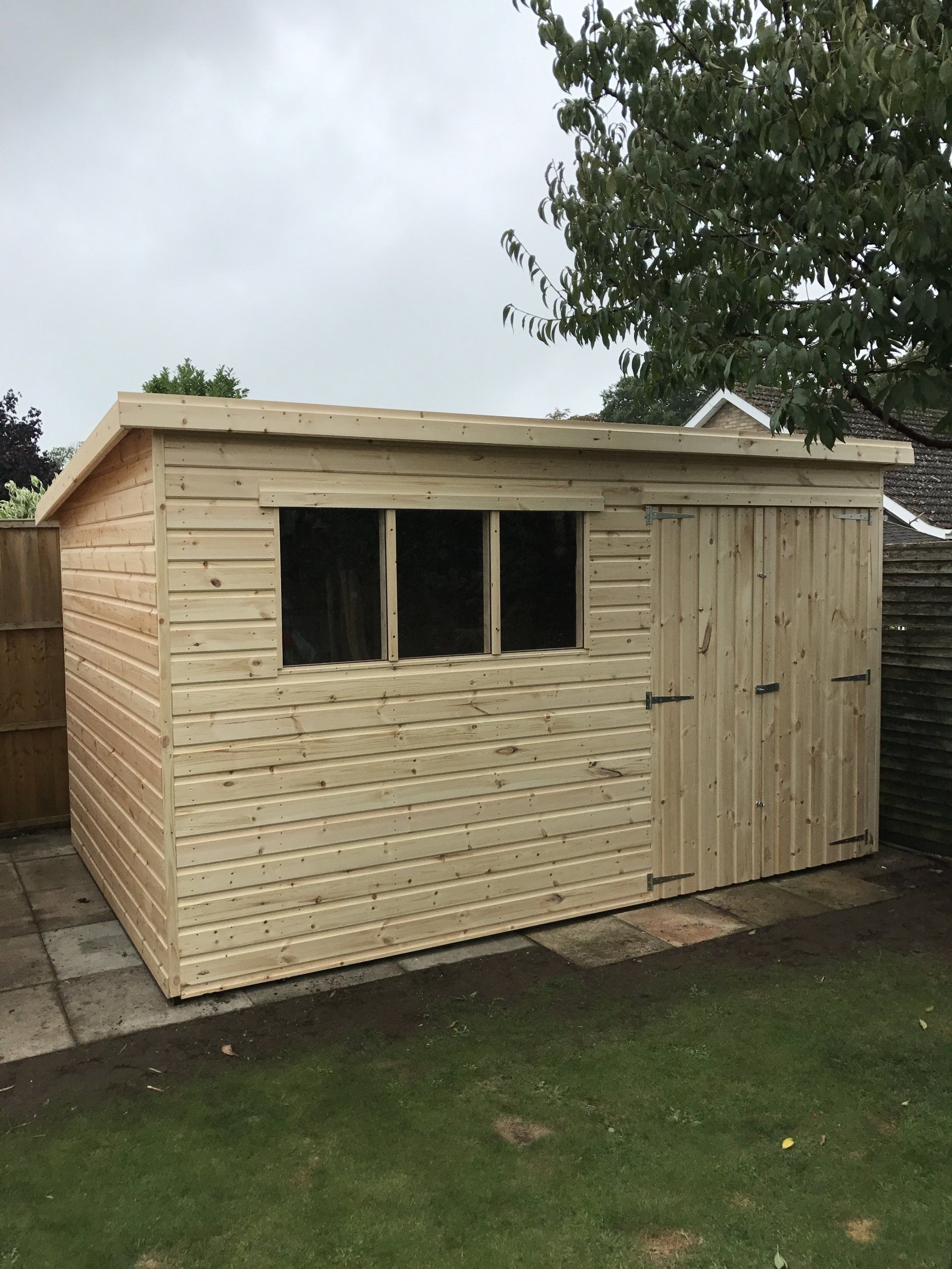 S.I.S. Sheds Ltd - Culford, Bury St. Edmunds - Pent Sheds