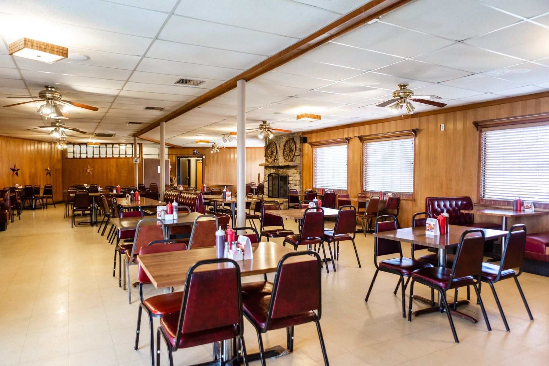 Snead's BarBQ Belton, MO