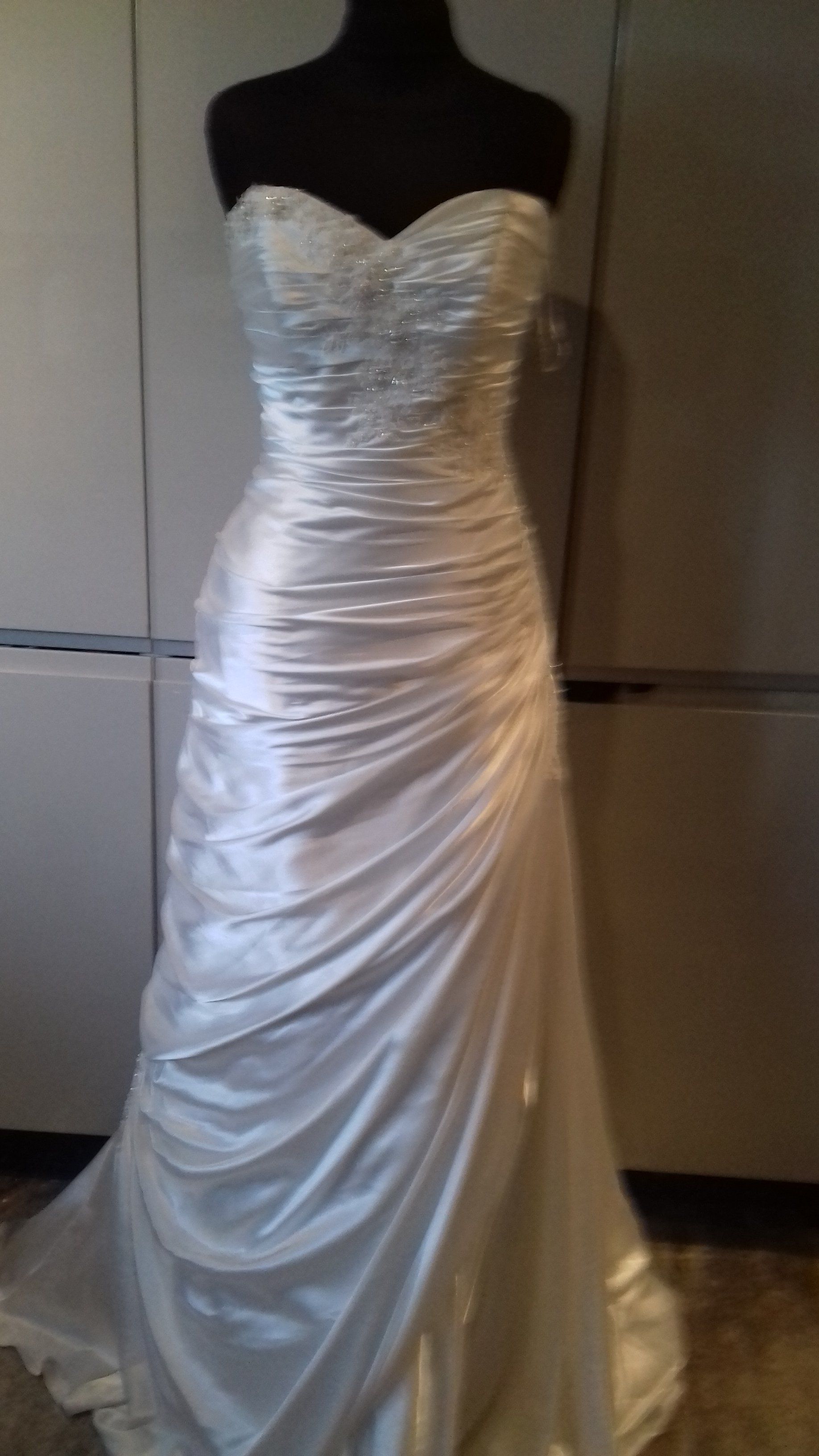 wedding-dresses-size-12-available-in-wirral