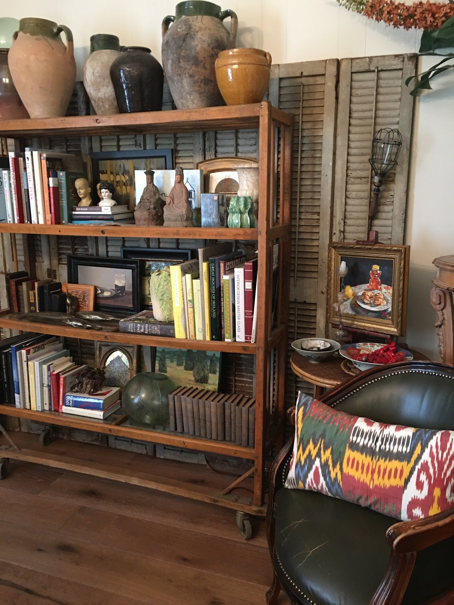 Organizing Your Messy Bookshelves, part 2