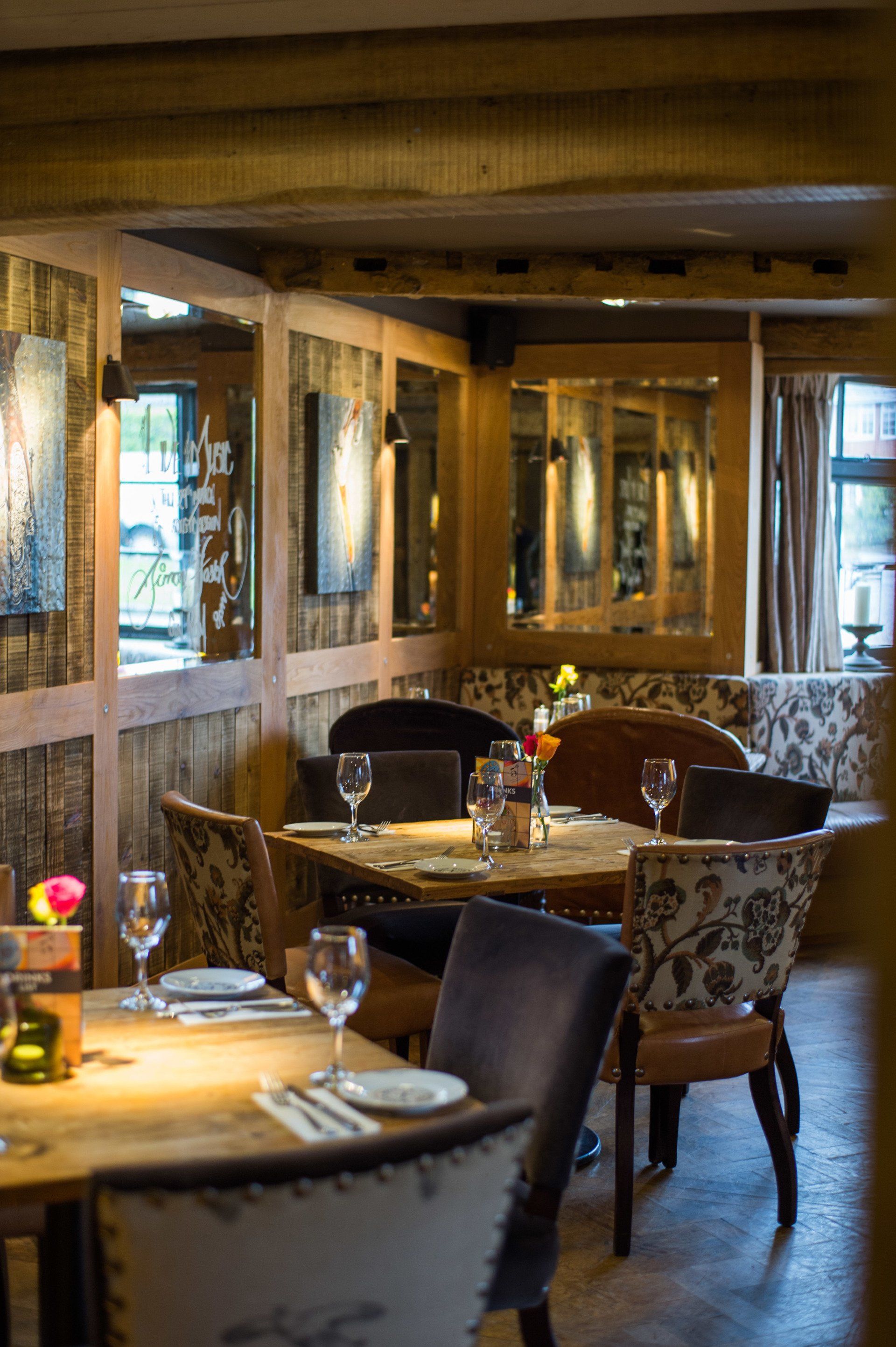 The Moat House Inn, Alcester Gallery Lovely Pubs