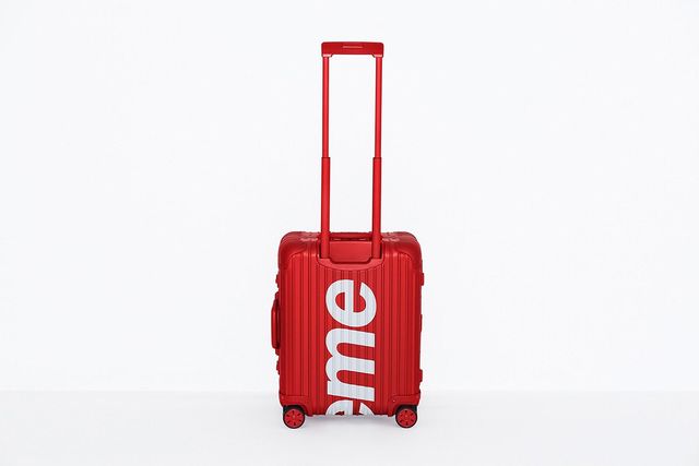 supreme carry on