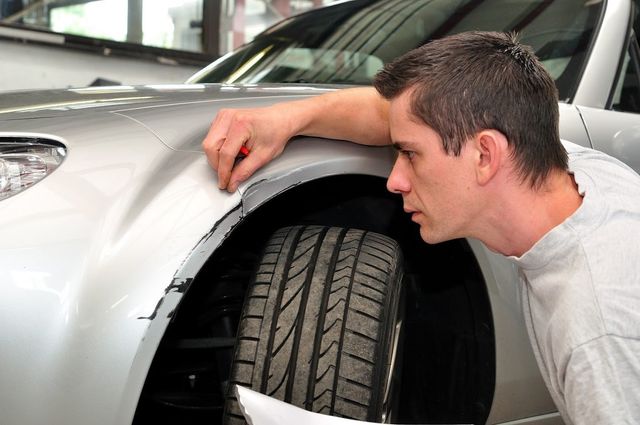 What To Know If Your Car Is Hit By A Shopping Cart