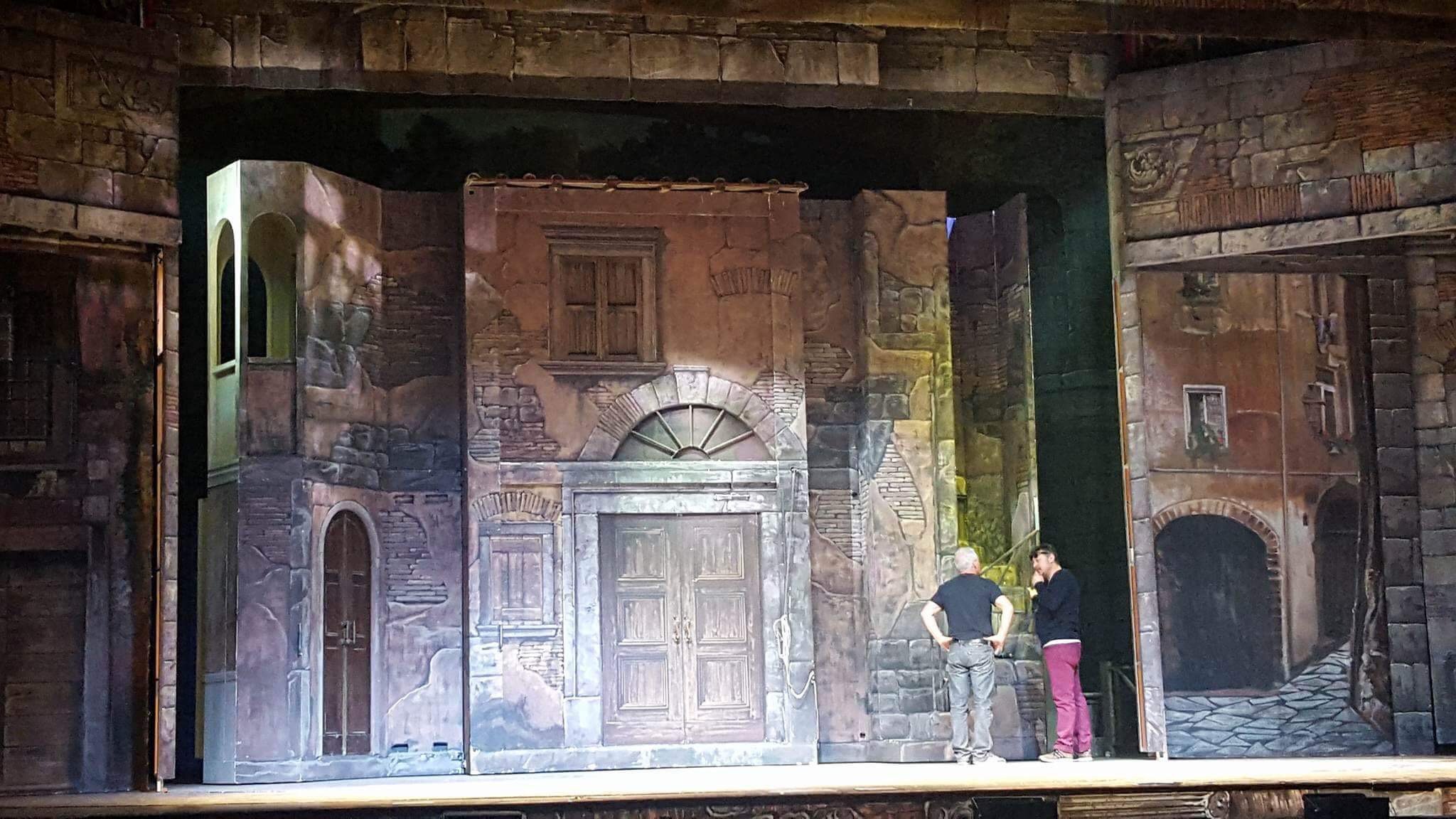 Laboratorio di Scenografie per il Teatro Roma La Tecnica
