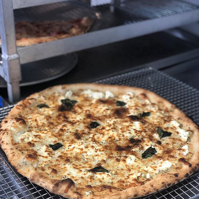 Pizza Restaurant Rocky Mount, NC Tipsy Tomato Pizza Place