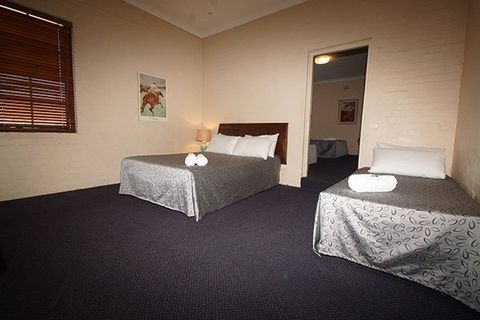 albury accommodation deals