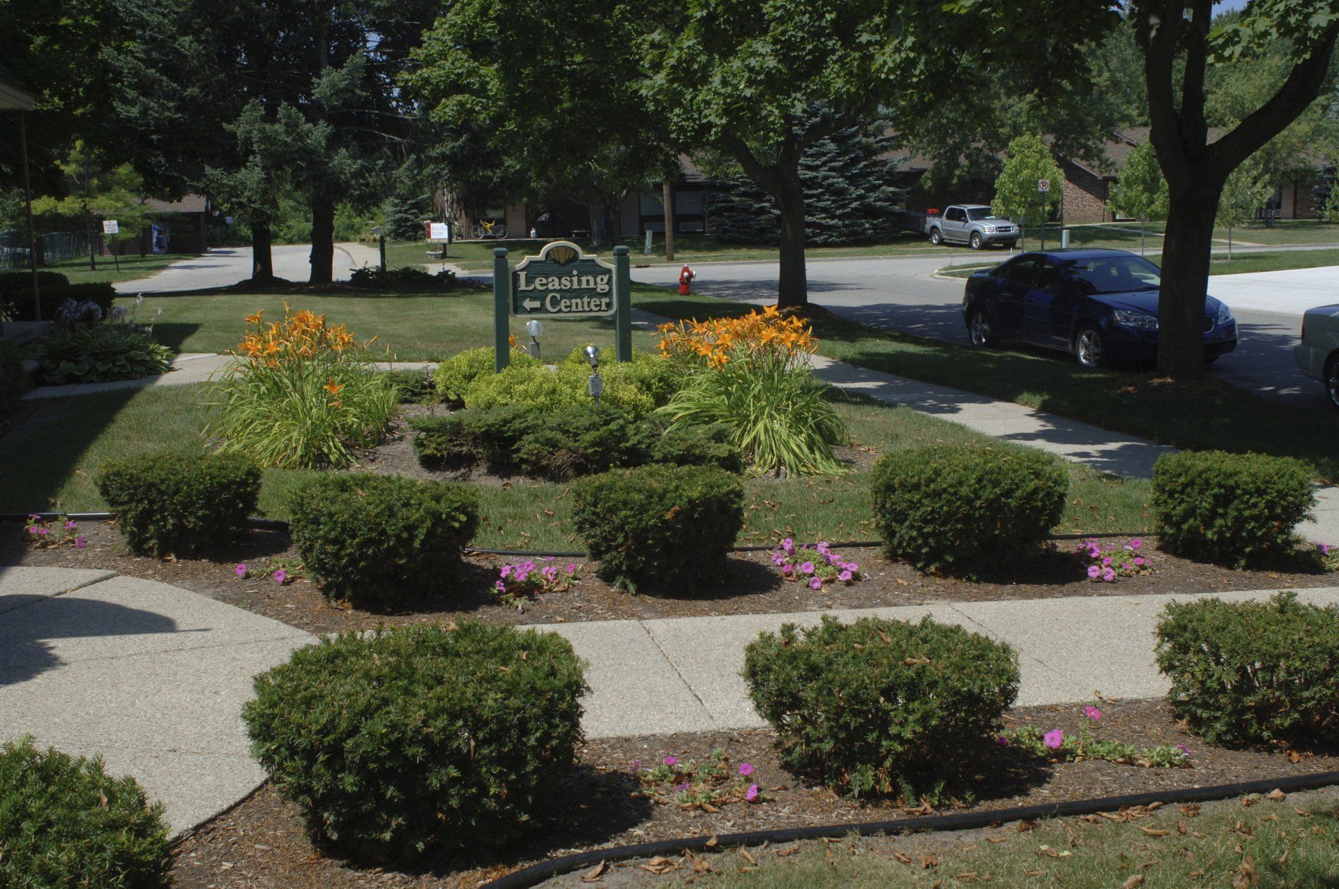 Oakbrooke Apartments Howell, Michigan One to ThreeBedroom Apartments