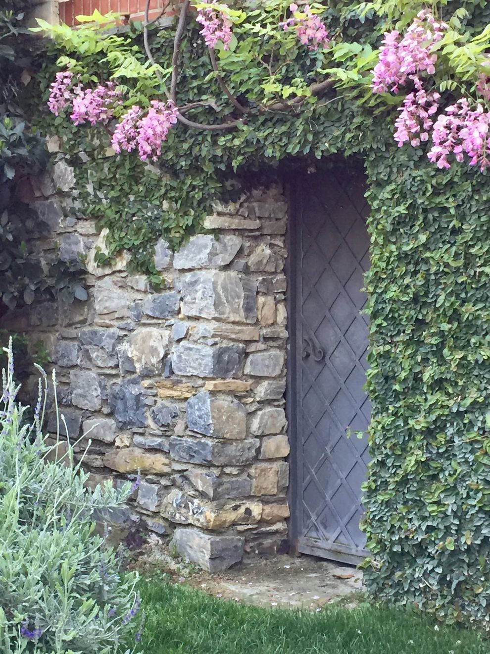 pietre di pregio per opere private