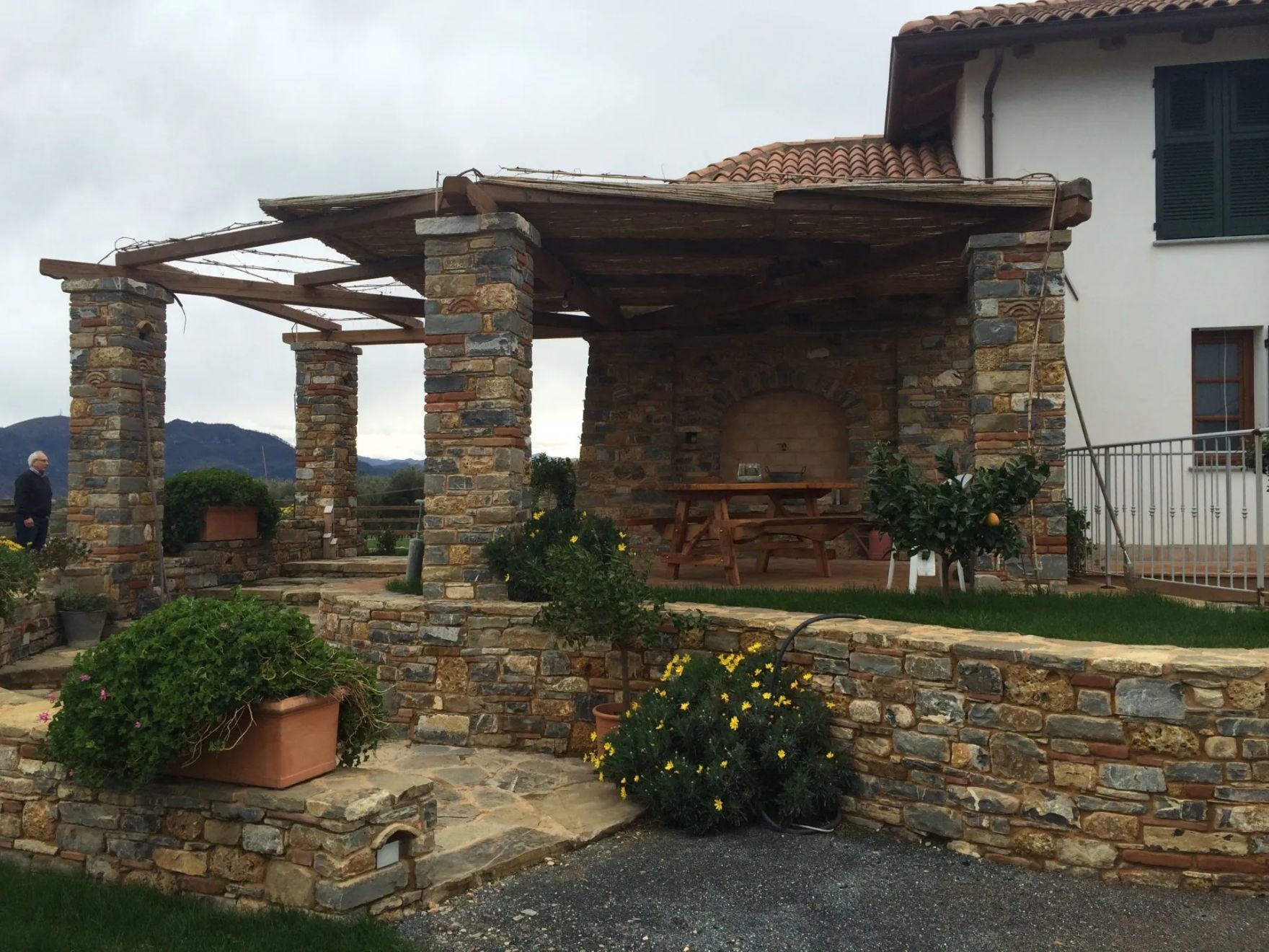 pietre per opere private