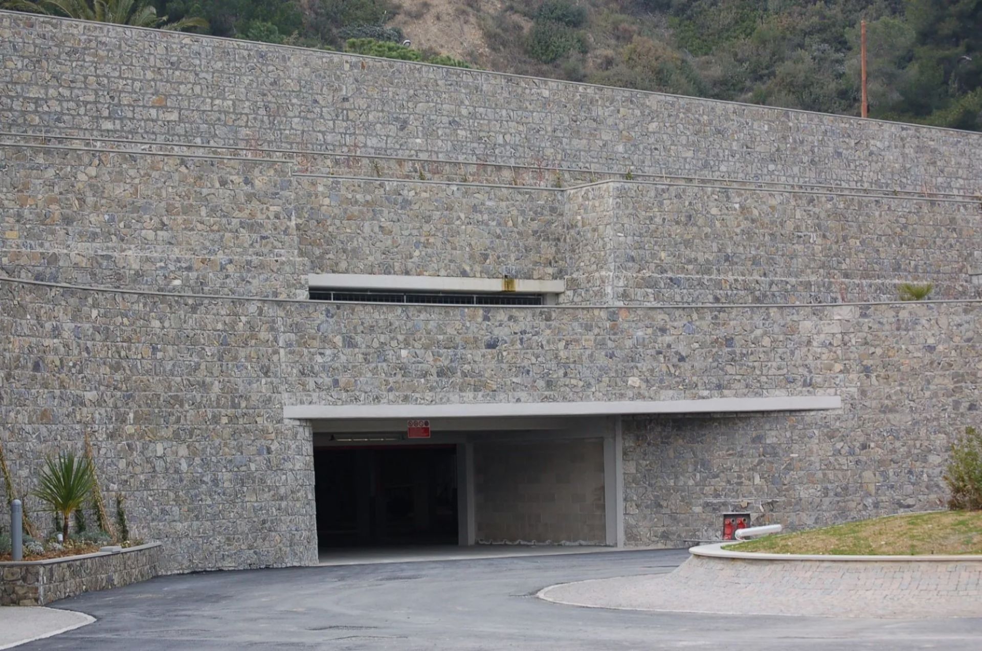 pietra ligure per lavori edili