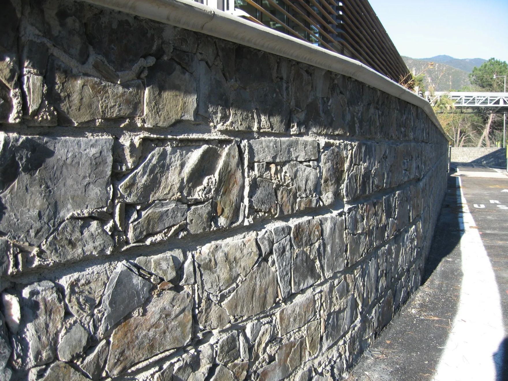 pietra ligure per muri