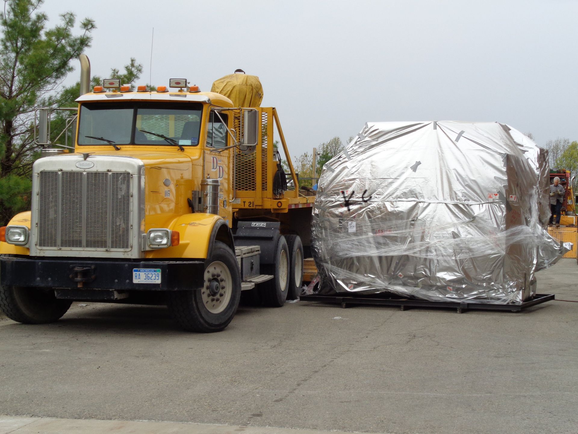 D and D Machinery Movers