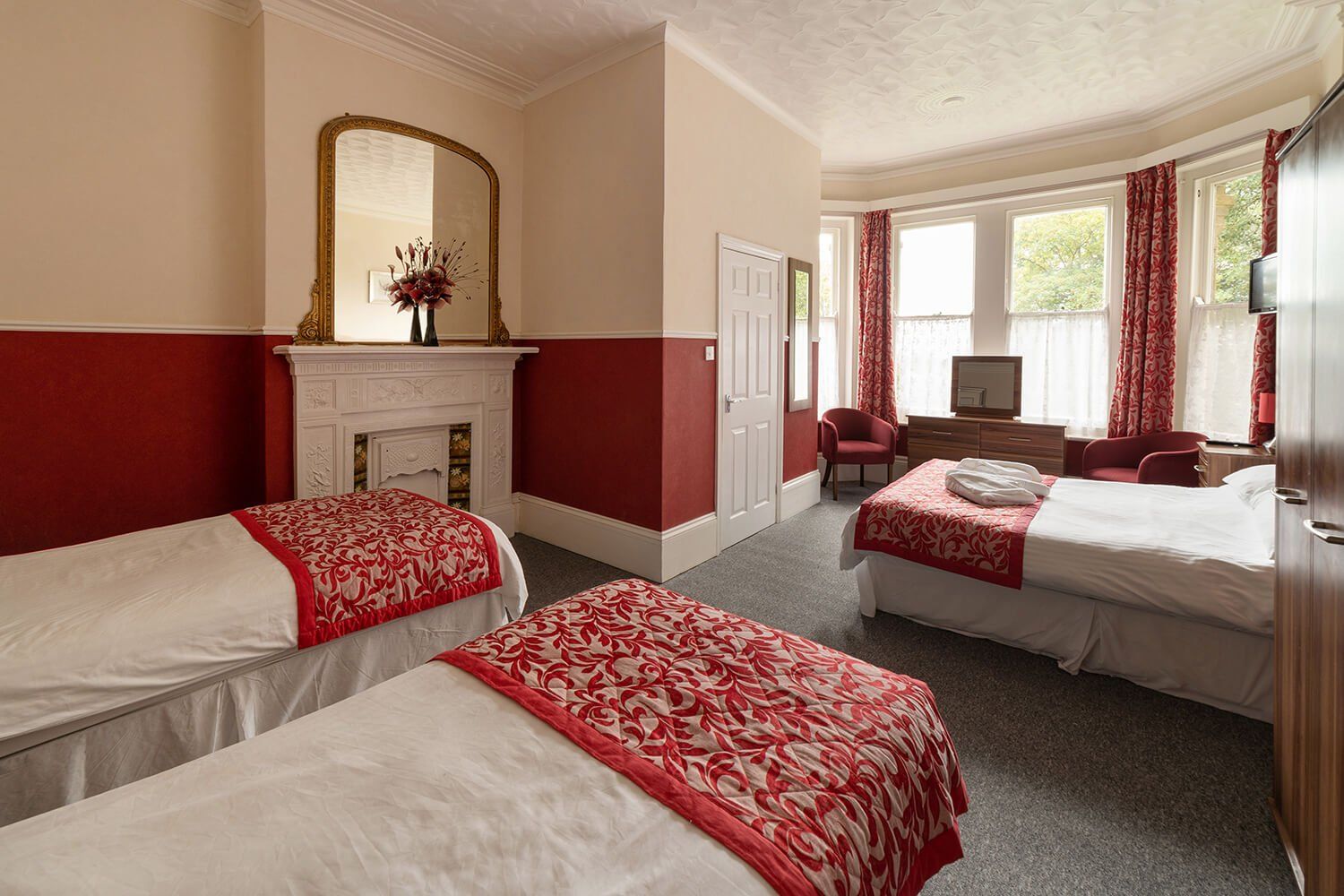 Rooms at Daishs Hotel in Shanklin, Isle of Wight