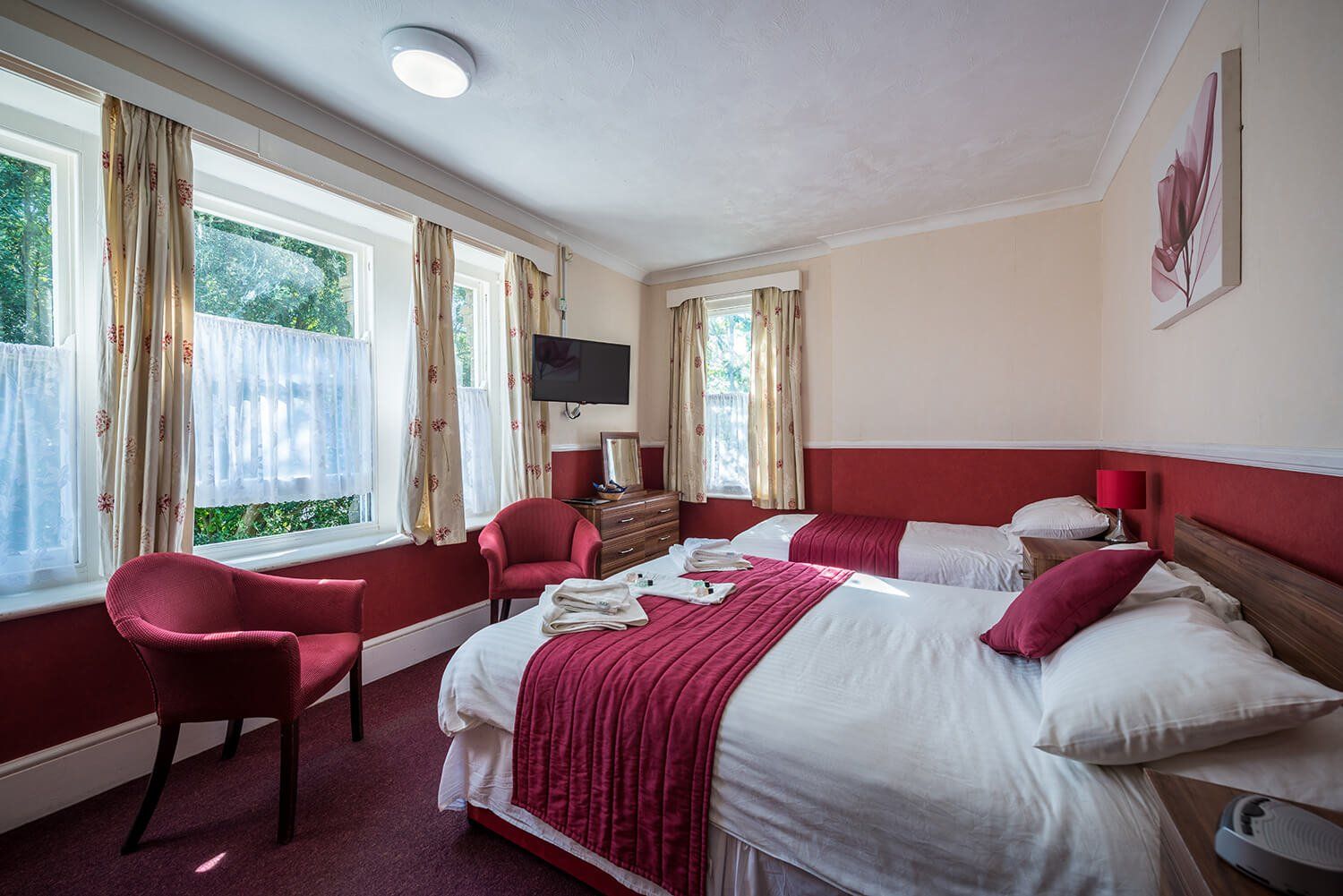 Rooms at Daishs Hotel in Shanklin, Isle of Wight