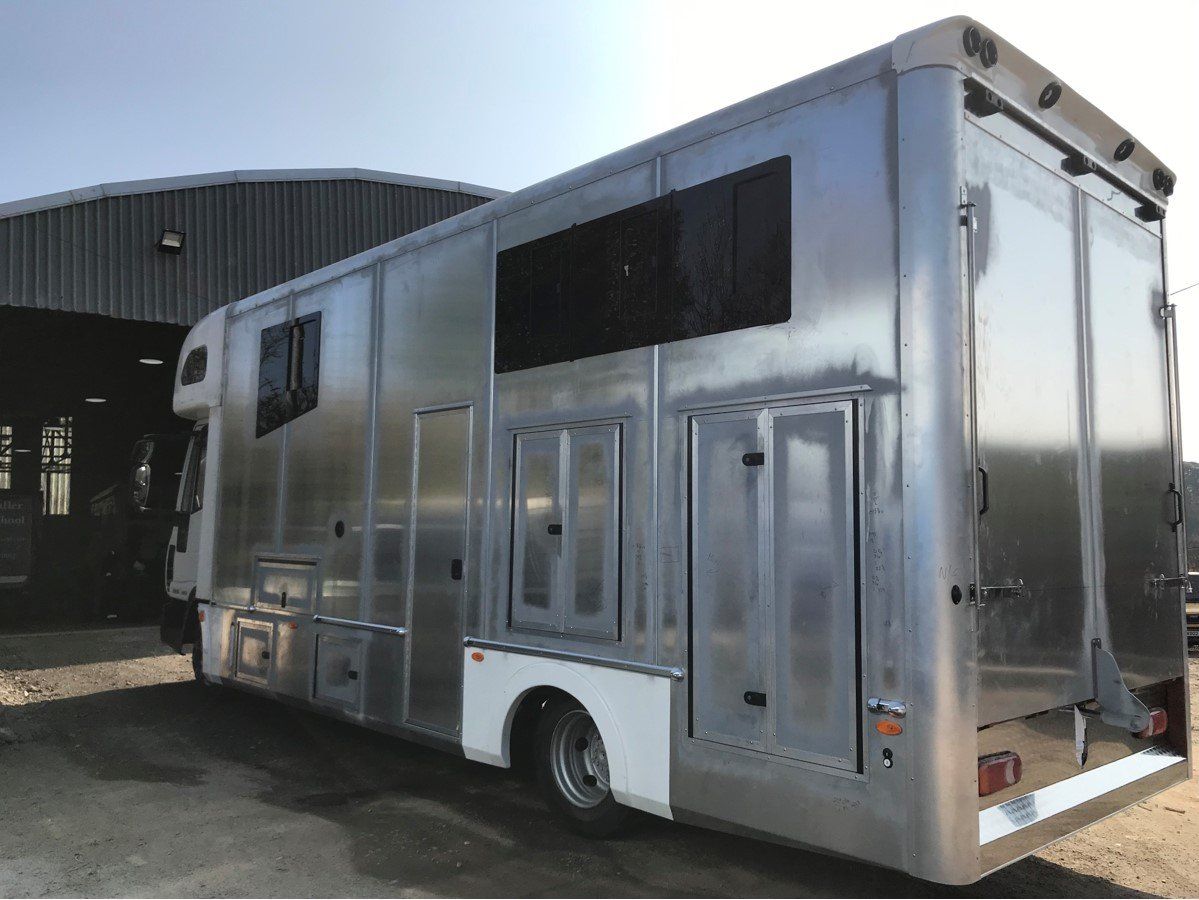 Horsebox builders PLB Horseboxes