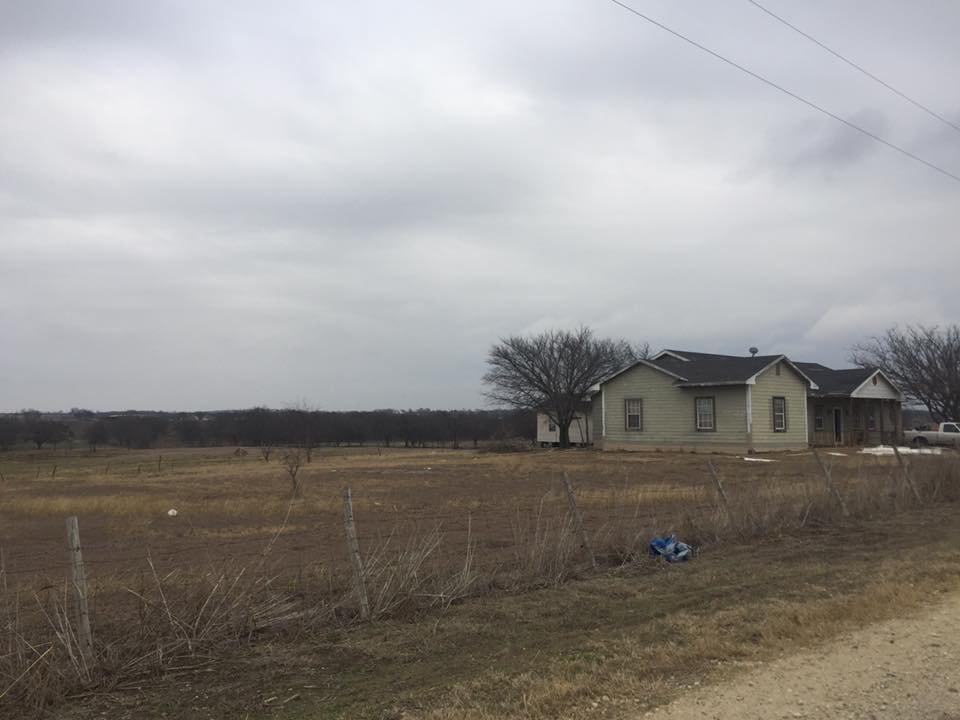 Home For Sale in Frost, Texas