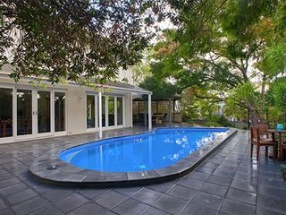 Luxurious Swimming Pools in Adelaide  Adelaide Classic Pools