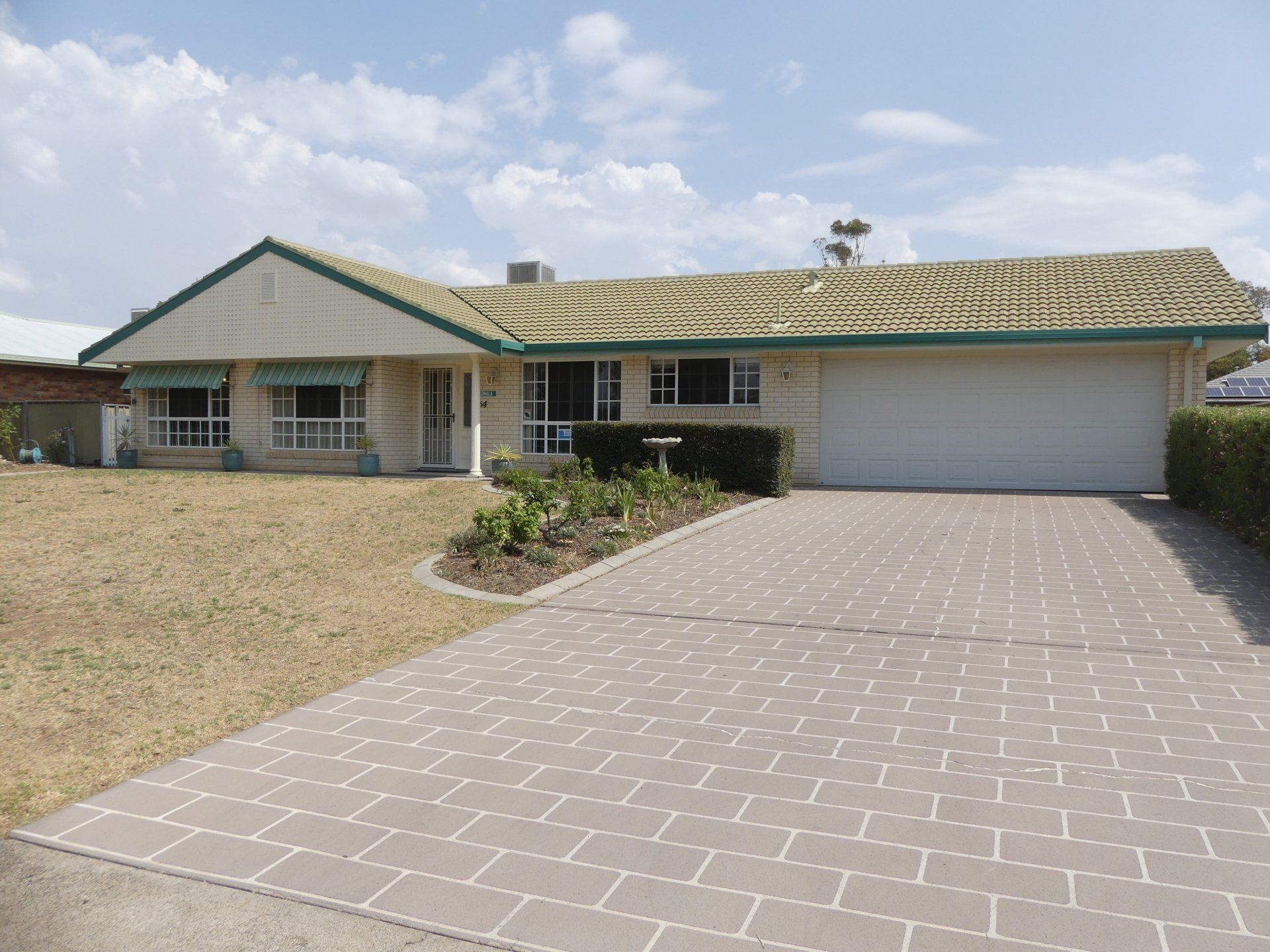 Jim Lyons Agency Property