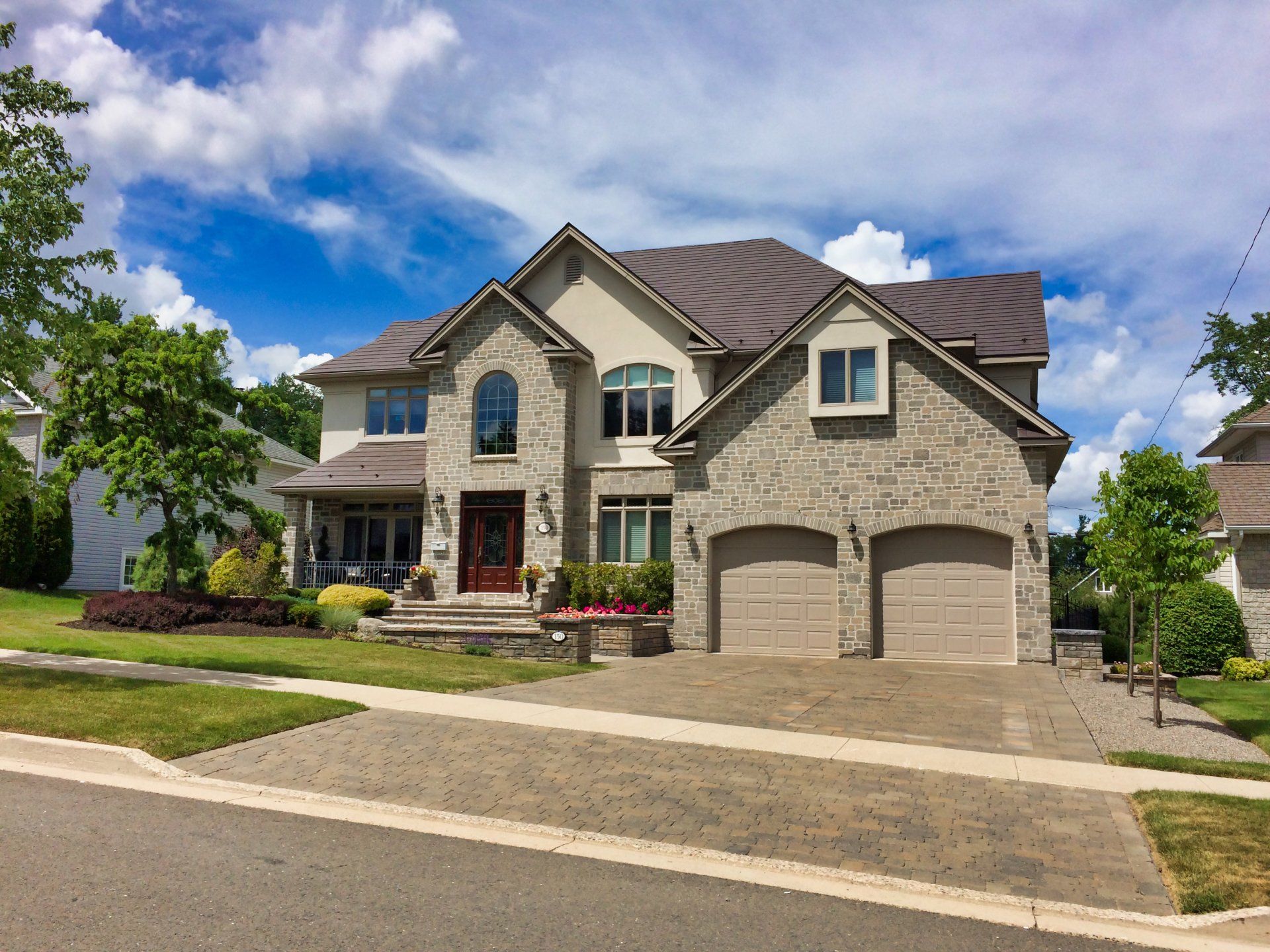 Ontario's BEST ROOF™ — Interlock® METAL ROOFING — Toronto / Ottawa