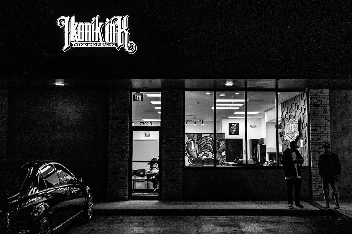 Custom Grillz at Ikonik Ink 24kt Gold Grillz Studio in Lakewood, CO