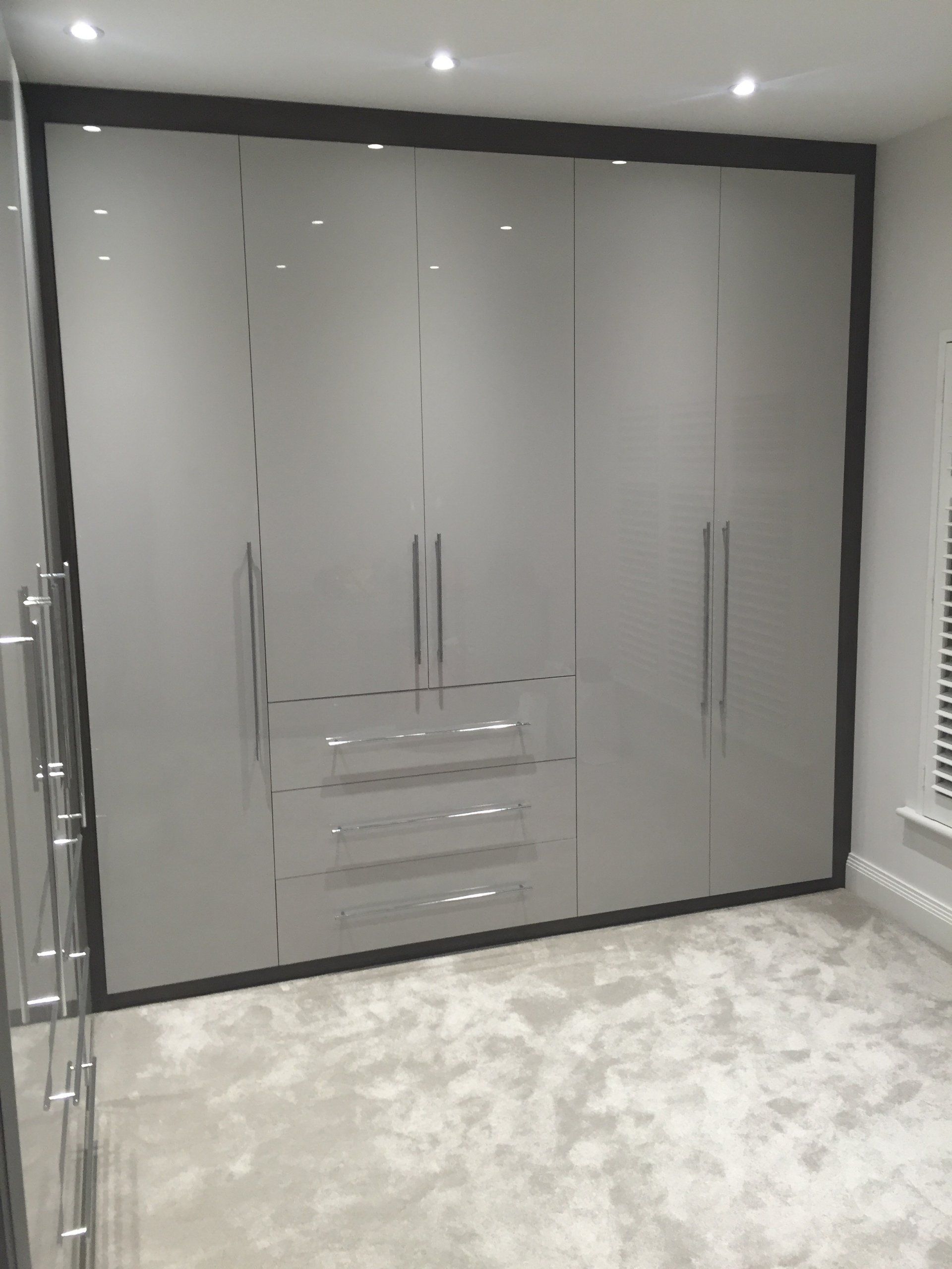 High Gloss Wardrobes | New Fitted Wardrobes | Essex | Verve
