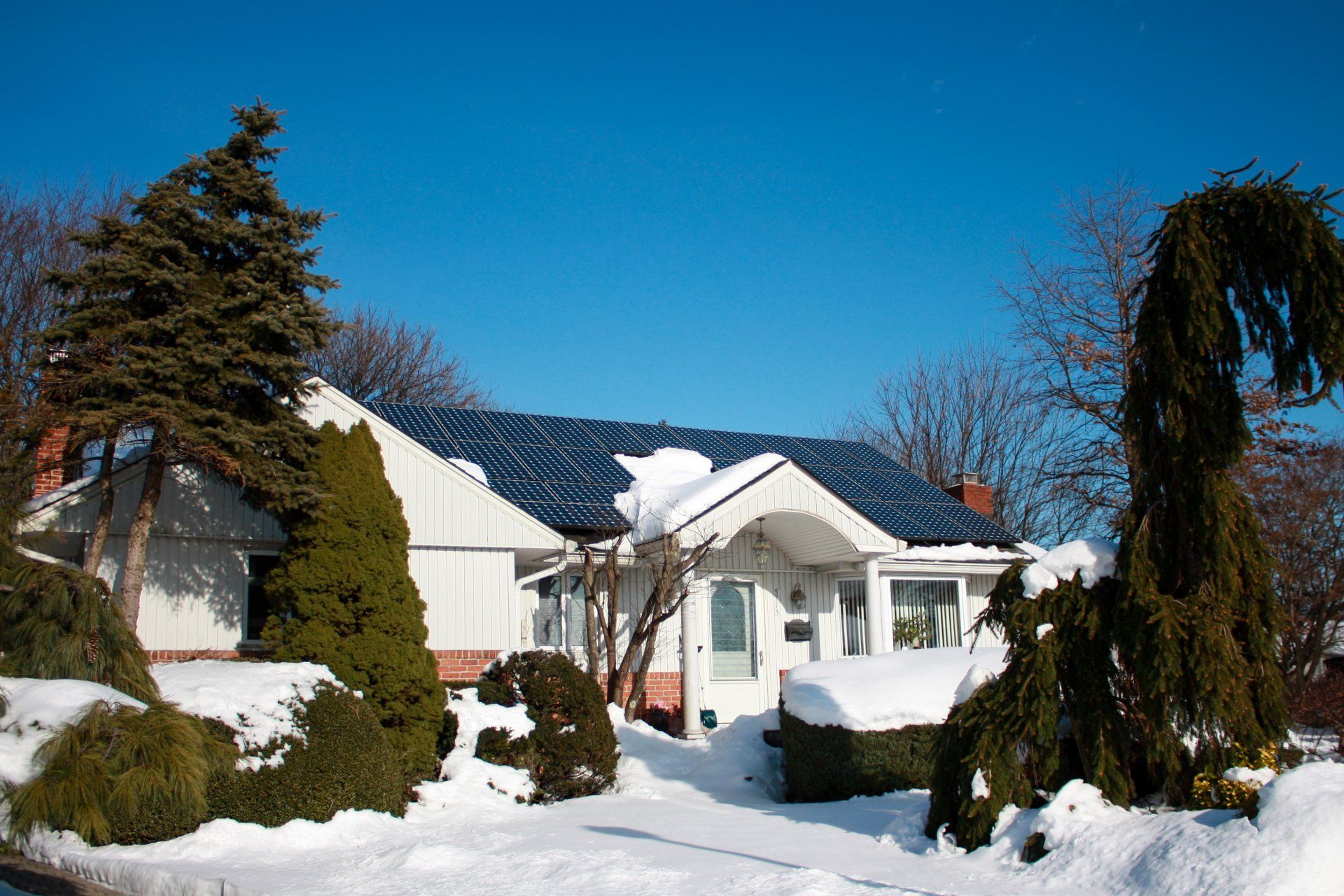 do-solar-panels-work-in-the-winter-and-snow