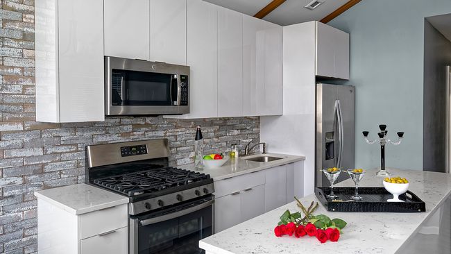 White Cabinets | Kitchen & Bath Wholesalers | Philadelphia, PA | 215