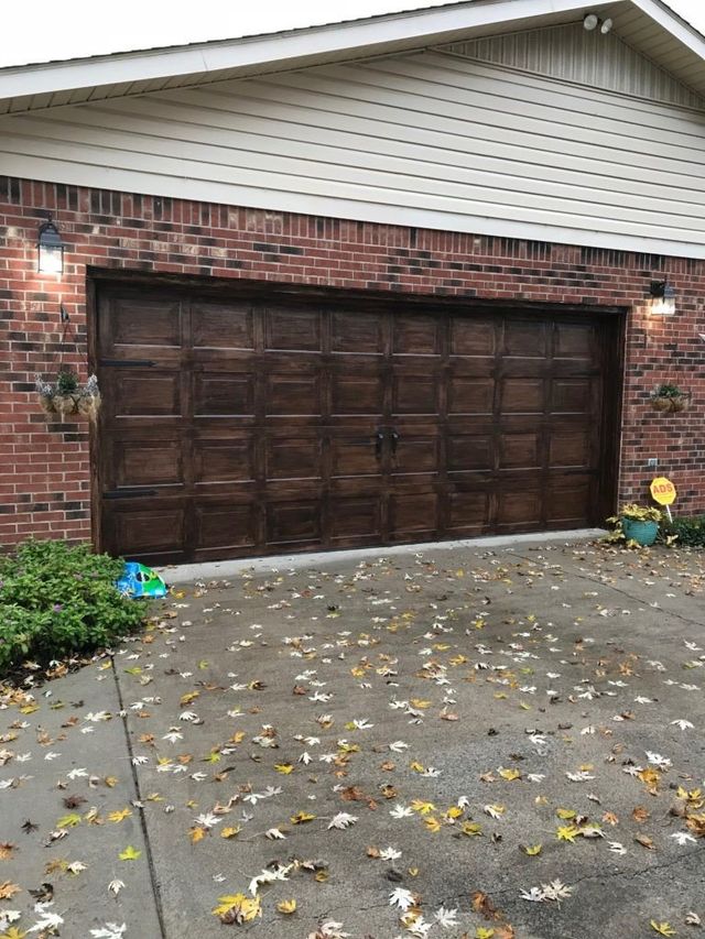 Faux Wood Stain Your Garage Door