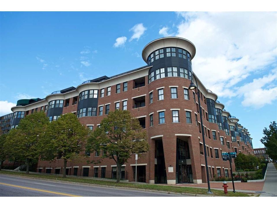 College and Battery The Park Place Management Company