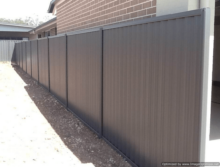 Melbourne Colorbond Fencing In The Hot Seat