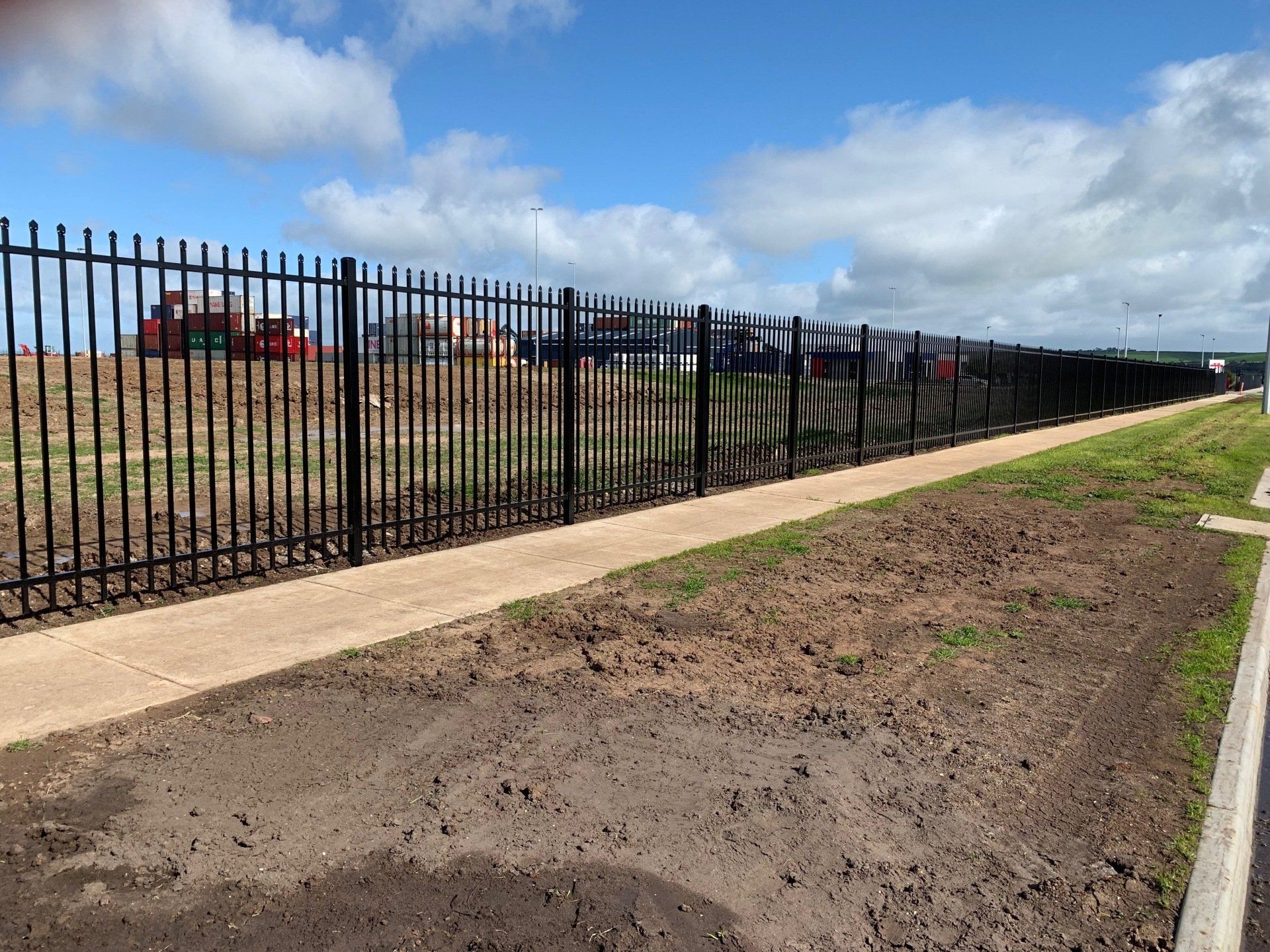 Steel Fencing Melbourne | Steel Fencing Projects | Diamond Fence