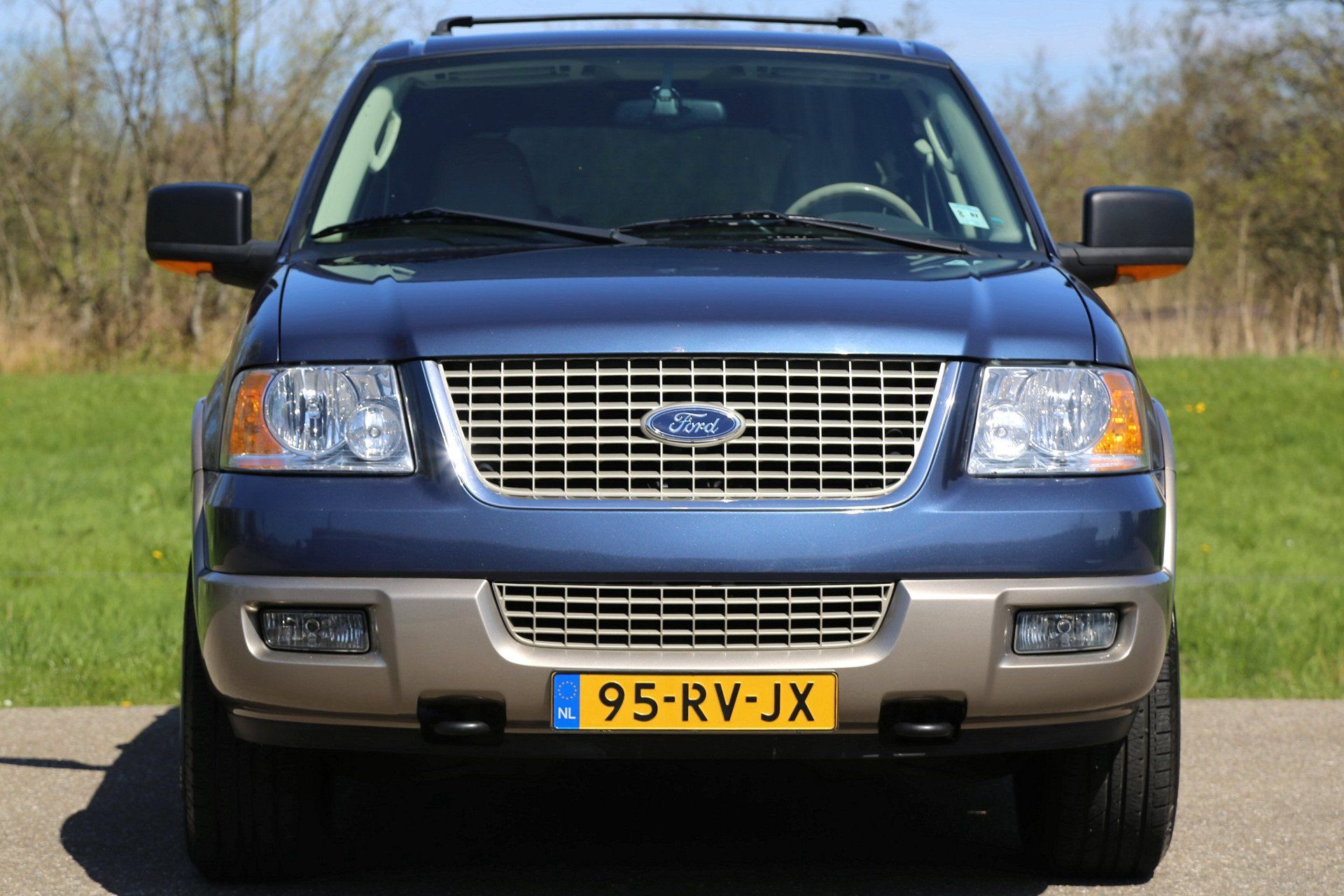 95-RV-JX Ford Expedition