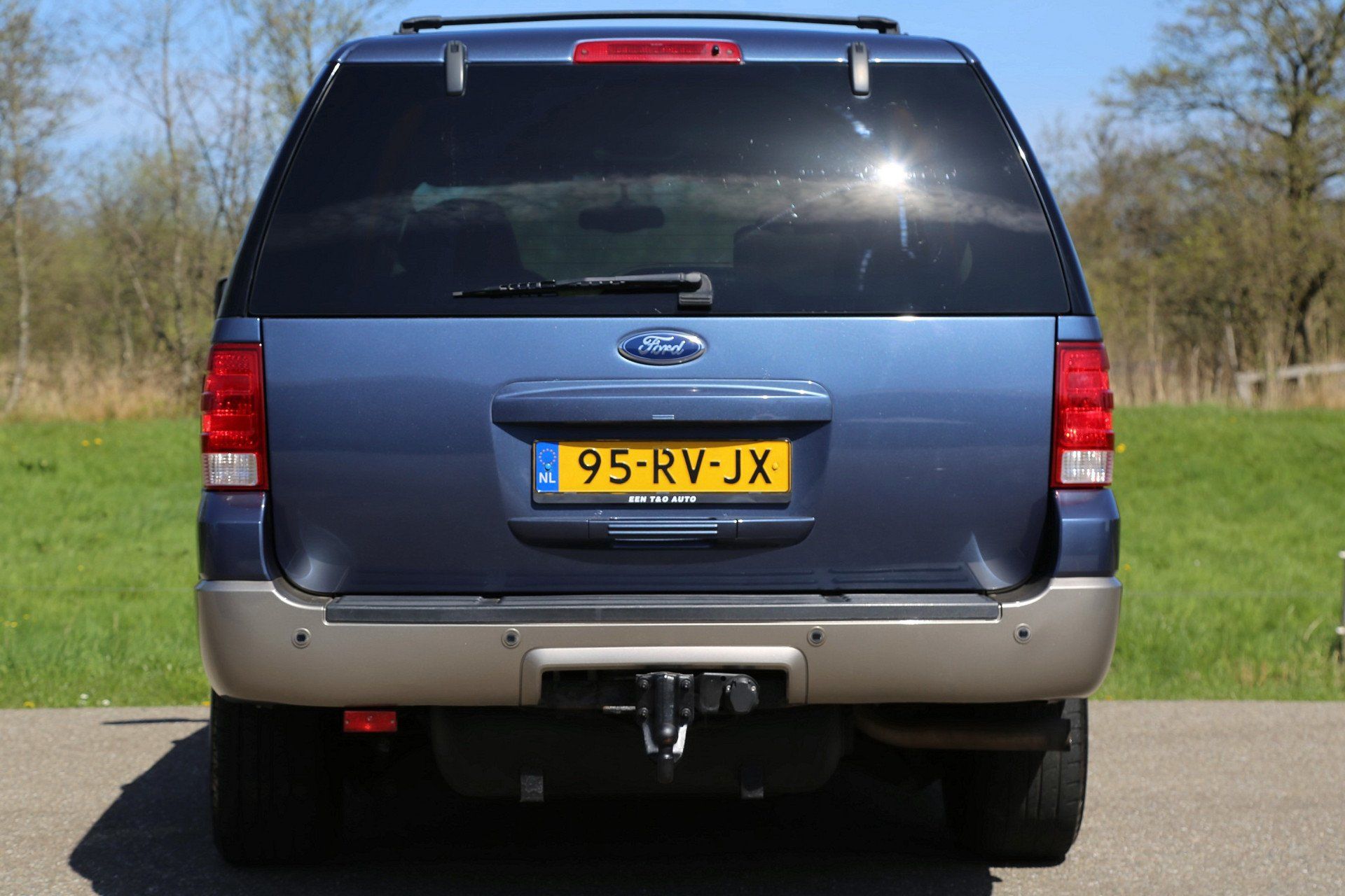 95-RV-JX Ford Expedition