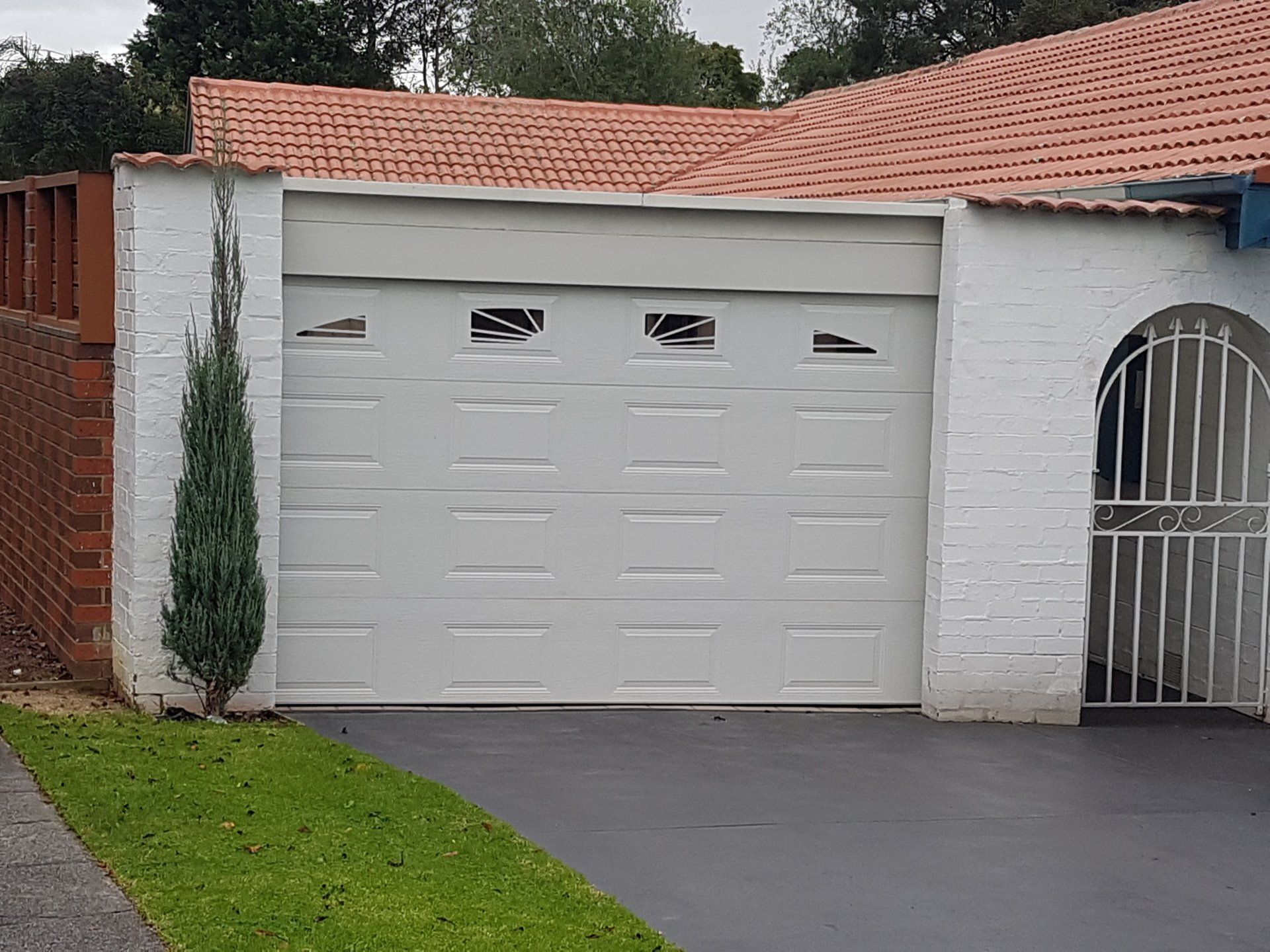 SECTIONAL GARAGE DOORS | Factory Direct Garage Doors | Victoria Au