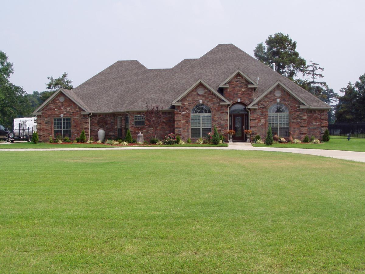 Woodhaven Homes Inc. Maumelle, AR Exteriors