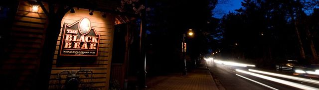 The Black Bear Neighbourhood Pub Pub North Vancouver Bc