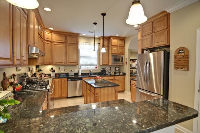 Countertops Lincoln Ne Campbell S Kitchen Cabinets Inc