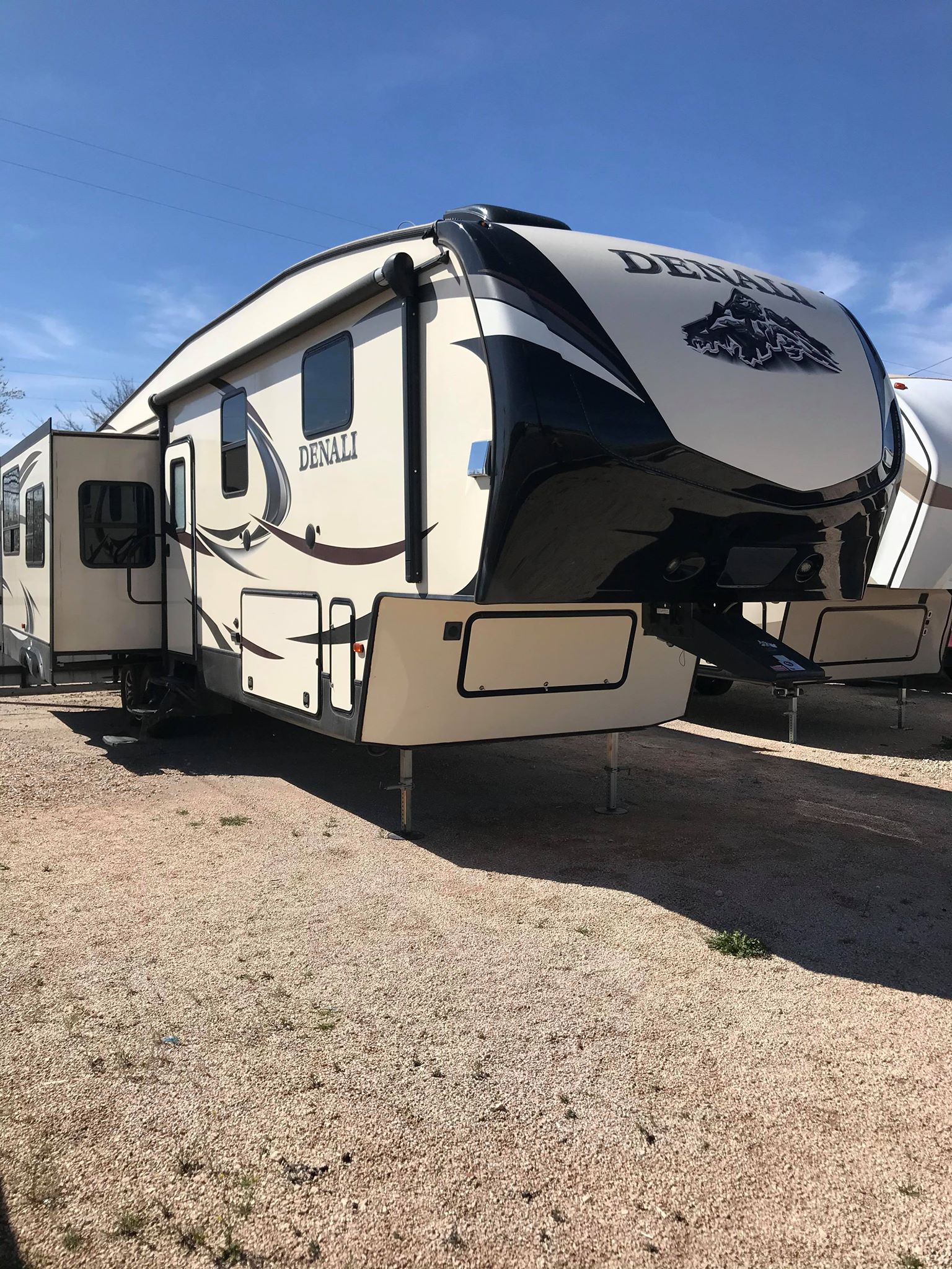 Sales & Parts Hobbs NM MR B's Trailer Sales LLC