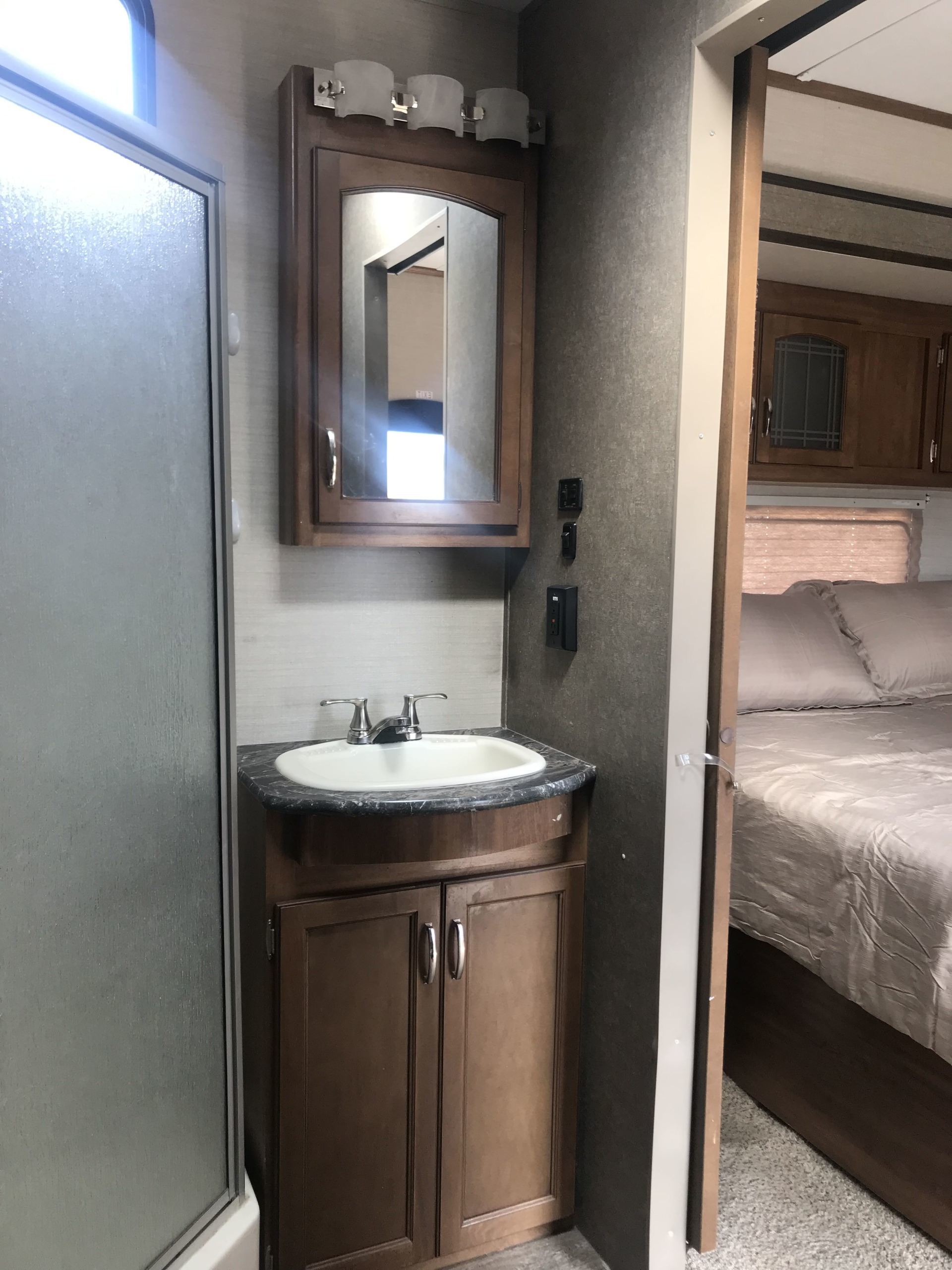 Sales & Parts Hobbs NM MR B's Trailer Sales LLC