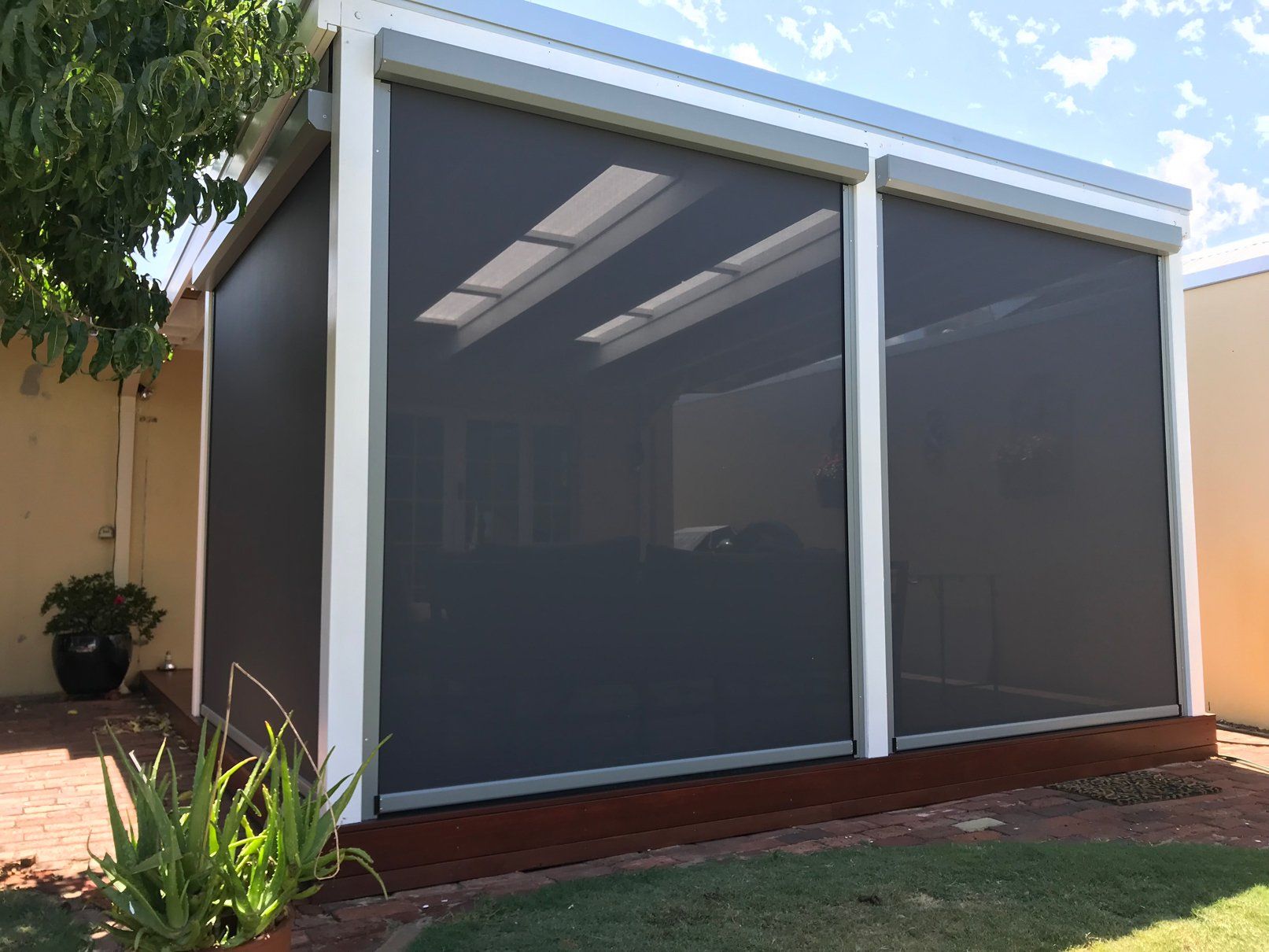 Quality Window Blinds for Sale in WA | Outdoor Blind Design