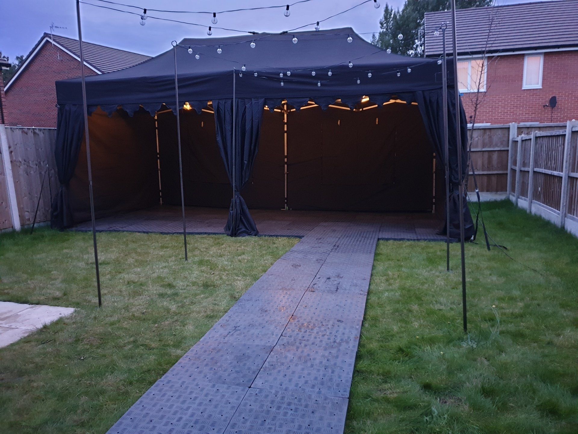 Marquee hire Manchester, Party tent & Gazebo hire Manchester