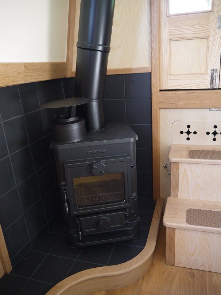 Jenny Rose No. 167 Narrowboat Built by Braidbar Boats