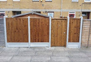 Leyton Fencing Landscaping Fencing Specialists In London