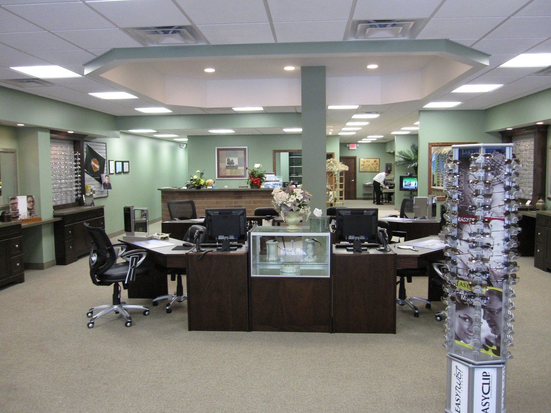 Ashtabula, Ohio Optometrist Eye Doctor Eyeglasses