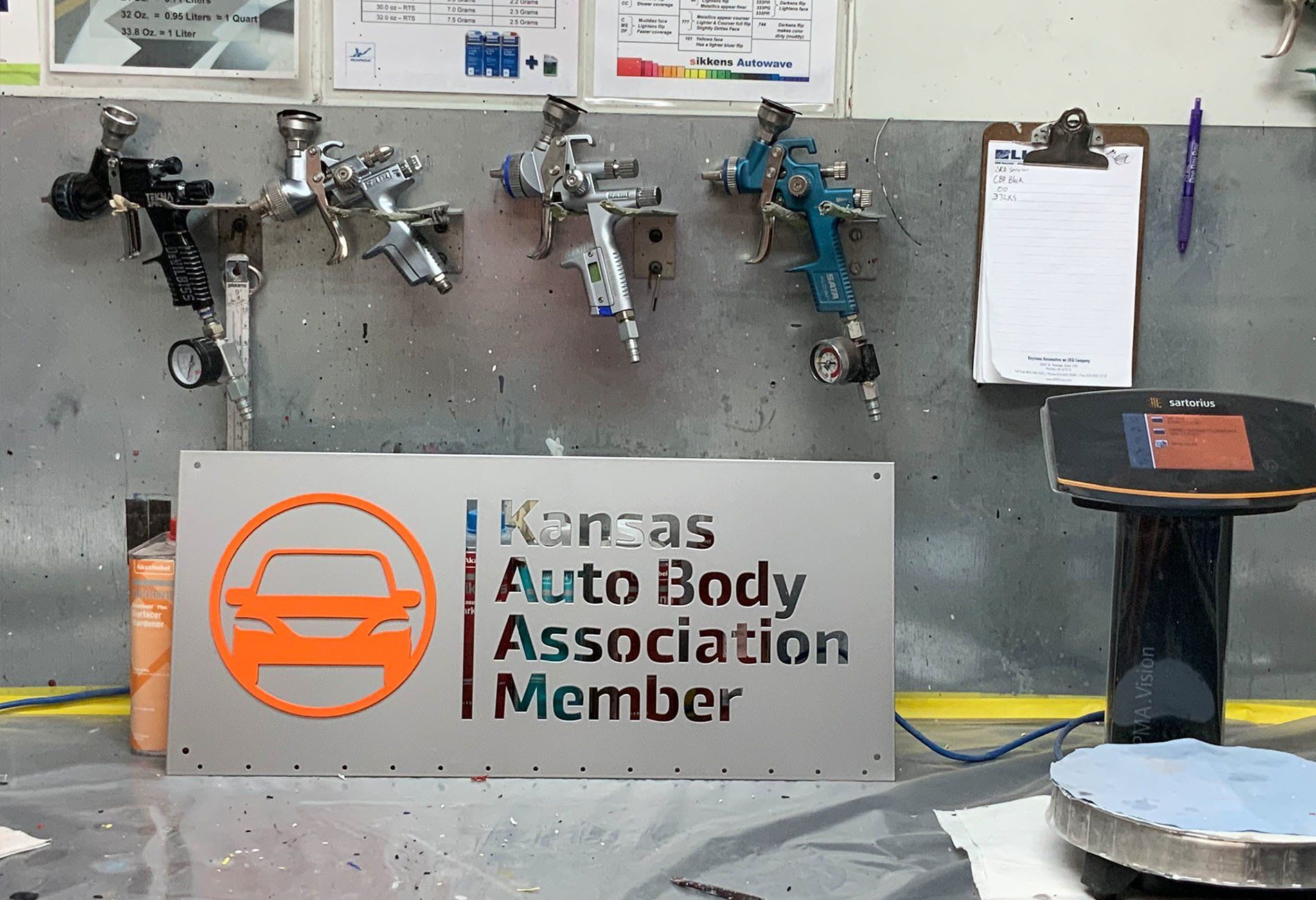 Crossroads Collision Inc. Car Repair Salina, KS Collision Repair