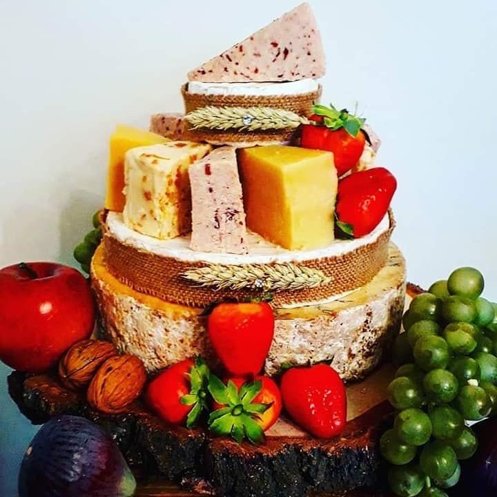 cheese board cake