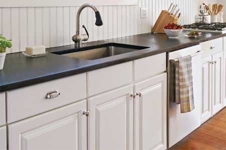 The Right Countertops For Your Bathroom
