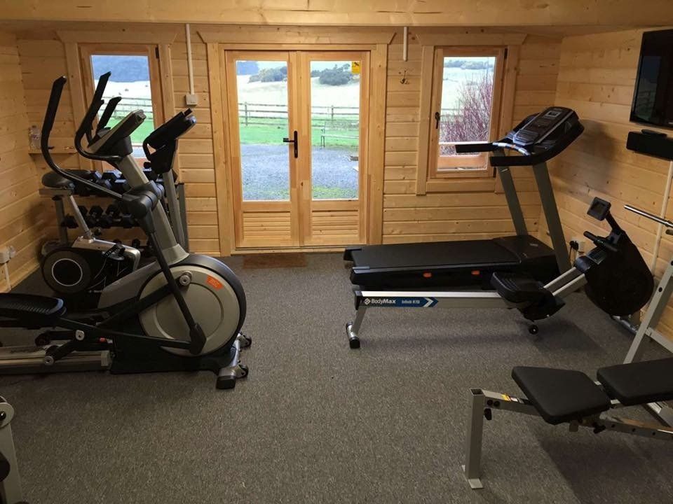 Cinema / Gym Log Cabin